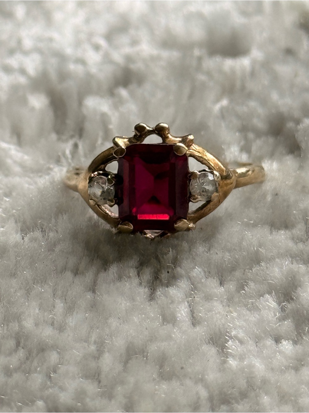 Gold Ring with REAL RUBY REAL GOLD Deep Red Gemstone - Elegant Women's Jewelry - Picture 4 of 8